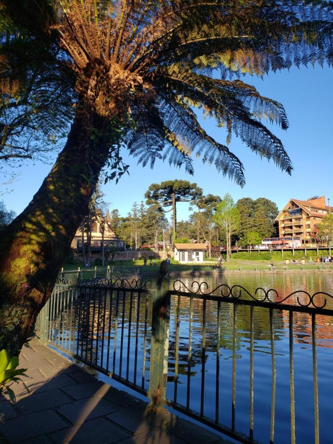 Lugar Encantador Com Patio, Proximo Ao Portico De Gramado Ngoại thất bức ảnh